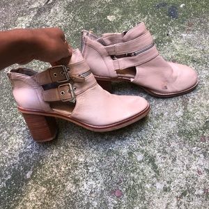 'DOLCE VITA' Heeled Boot